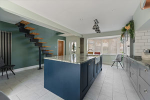 Photo 42- click for photo gallery